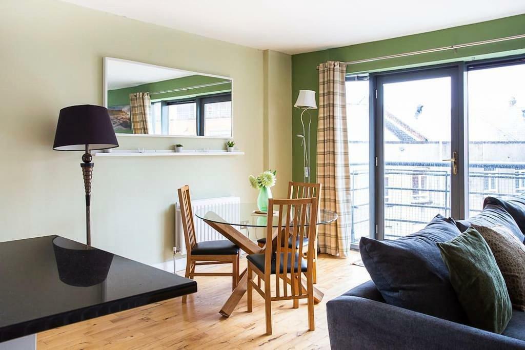 Spacious Belfast City Centre Duplex Apartment Екстериор снимка