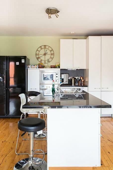 Spacious Belfast City Centre Duplex Apartment Екстериор снимка
