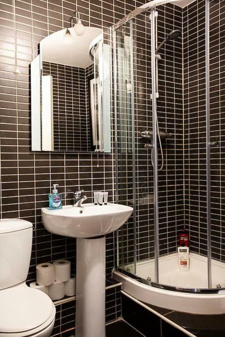 Spacious Belfast City Centre Duplex Apartment Екстериор снимка