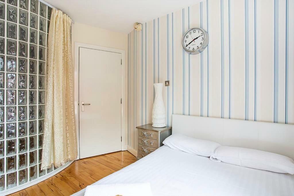 Spacious Belfast City Centre Duplex Apartment Екстериор снимка